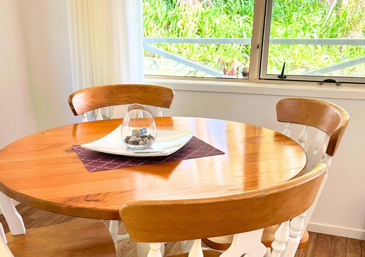 Poinciana Cottages Burnt Pine Esterno foto